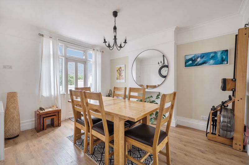 Dining Room- click for photo gallery